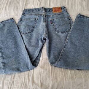 Levi's 550 Blue Relaxed Denim Jeans In A Light Wash, Size W31 L32